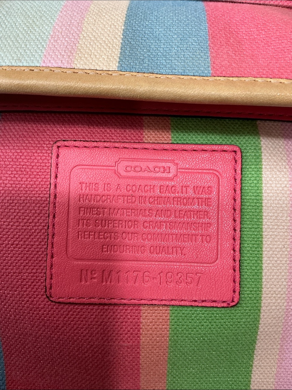NWT Coach 19357 Hamptons Legacy Striped multi Canvas weekend Tote shoulder bag - Picture 7 of 8